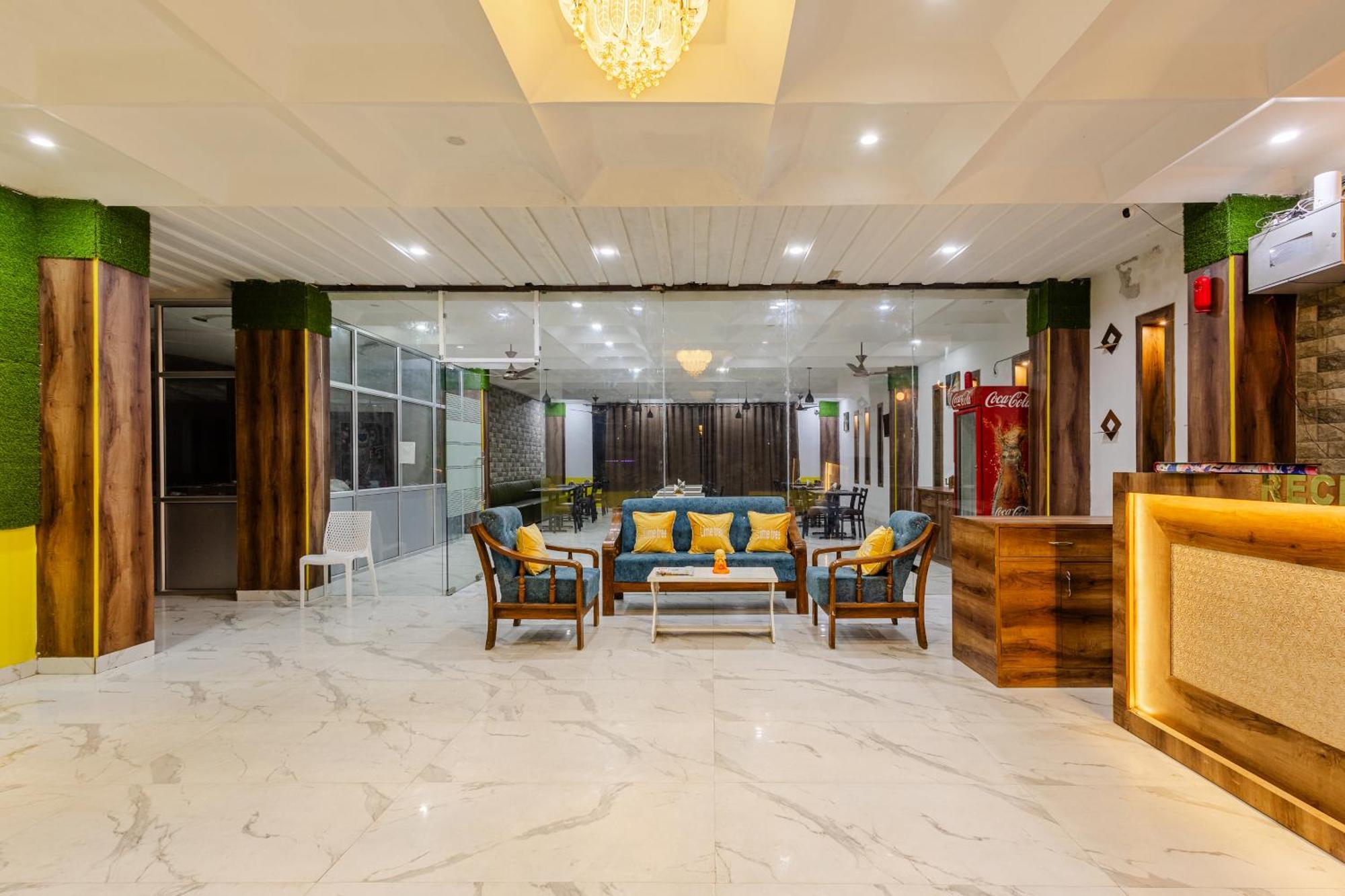Lime Tree Hotel And Banquet Vrindāvan Exterior foto